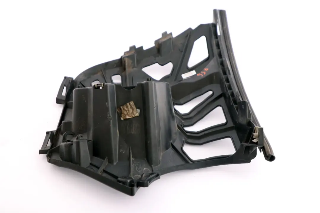 Ślizg Zderzaka Mocowanie Halogenu Przód Lewy do Mini F55 F56 F57 o numerze 7302507 Mini F55 F56 F57 Ślizg Zderzaka Mocowanie Halogenu Przód Lewy - SKU 7302507 - Numer Części 7302507