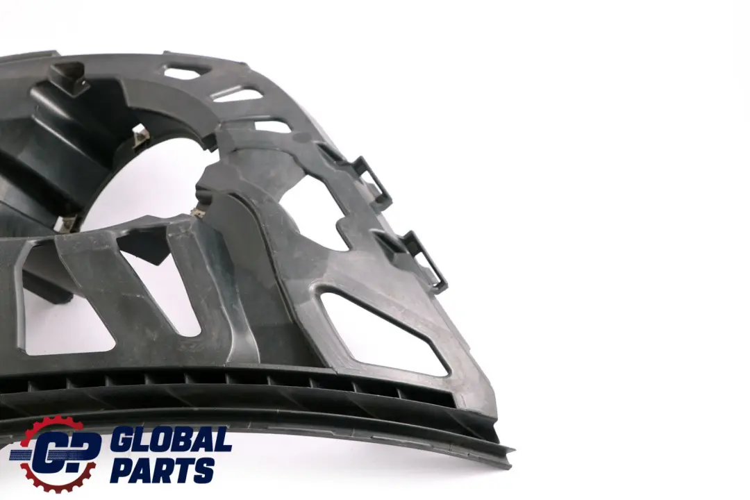 Supporto paraurti anteriore Fendinebbia Destro per Mini F55 F56 F57 con numero di parte 7302508 Mini F55 F56 F57 Supporto paraurti anteriore Fendinebbia Destro - SKU 7302508 - Numero di parte 7302508