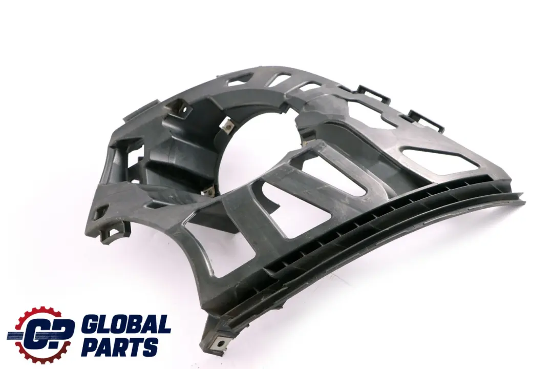 Supporto paraurti anteriore Fendinebbia Destro per Mini F55 F56 F57 con numero di parte 7302508 Mini F55 F56 F57 Supporto paraurti anteriore Fendinebbia Destro - SKU 7302508 - Numero di parte 7302508