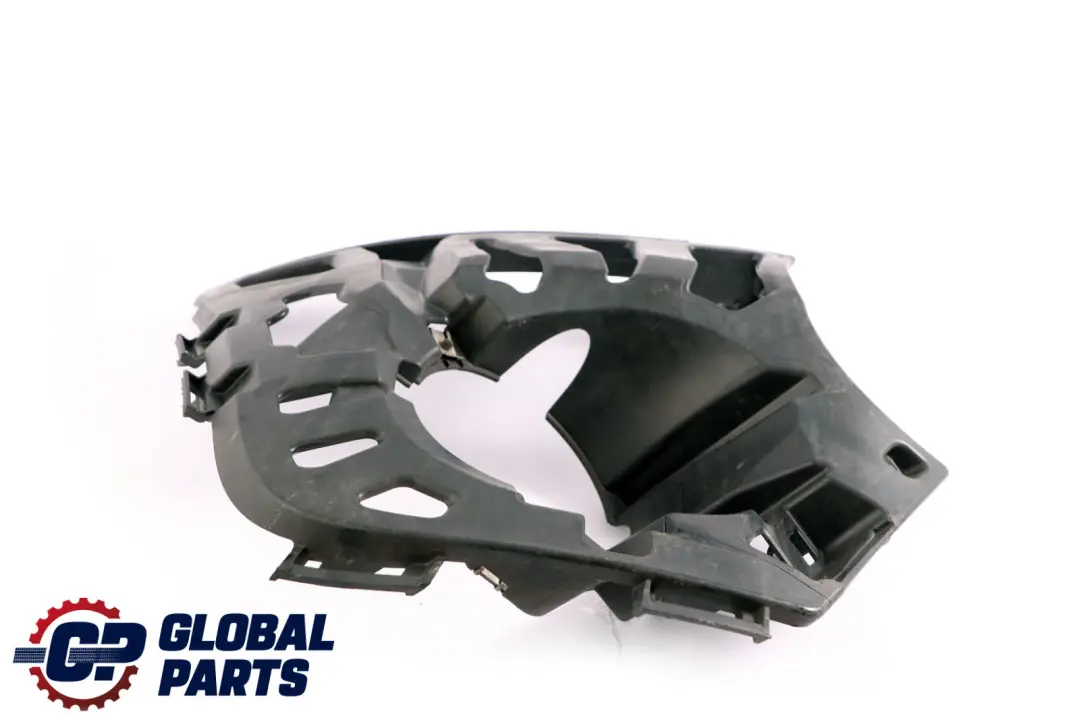 Supporto paraurti anteriore Fendinebbia Destro per Mini F55 F56 F57 con numero di parte 7302508 Mini F55 F56 F57 Supporto paraurti anteriore Fendinebbia Destro - SKU 7302508 - Numero di parte 7302508