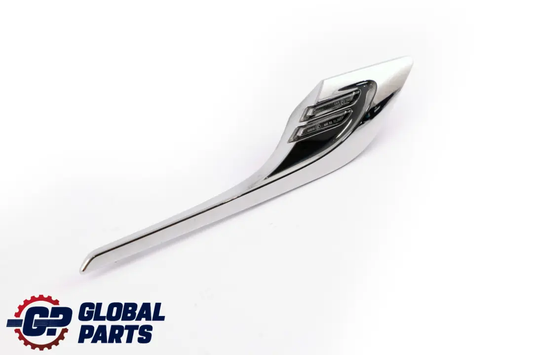 Luz Indicadora de Giro Adicional Derecha Cromo para BMW Z4 E89 con número de pieza 7303244 BMW Z4 E89 Luz Indicadora de Giro Adicional Derecha Cromo - SKU 7303244 - Número de pieza 7303244