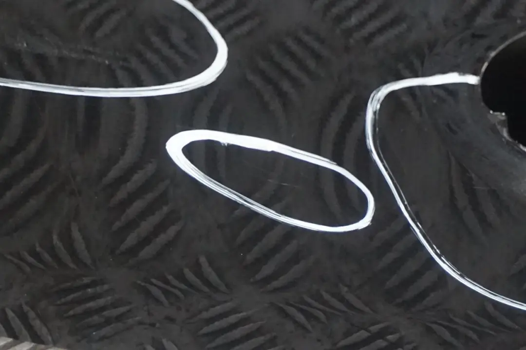 Klapa bagażnika black saphire do BMW F20 F21 o numerze 7305470 BMW F20 F21 Klapa bagażnika black saphire - SKU 7305470-BS1 - Numer Części 7305470