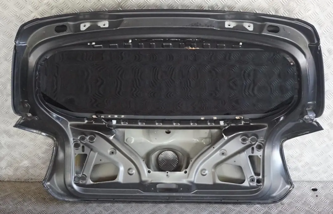 Boot Trunk Lid Tailgate Schwarz 2 Jet Black 668 to BMW 1 Series F20 F21 1 Rear with Part number 7305470 BMW 1 Series F20 F21 1 Rear Boot Trunk Lid Tailgate Schwarz 2 Jet Black 668 - SKU 7305470-SCH1 - Part number 7305470