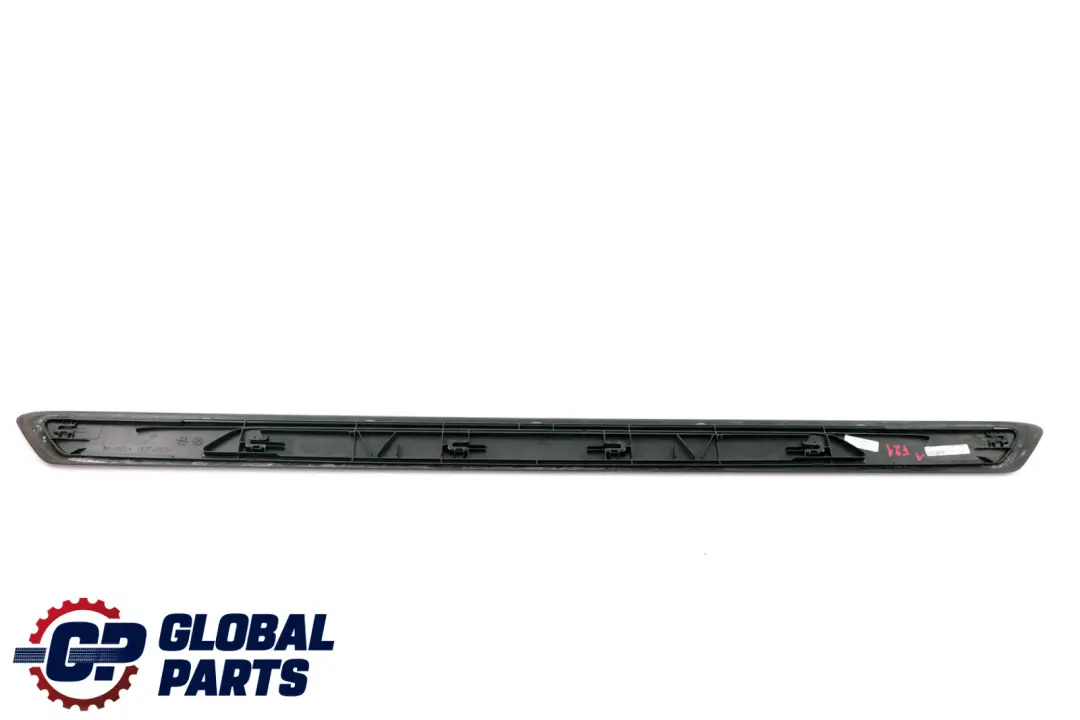 Blende Einstieg Sport für BMW 1 2 er F21 F22 mit Teilenummer 7305881 BMW 1 2 er F21 F22 Blende Einstieg Sport - SKU 7305881-1 - Teilenummer 7305881