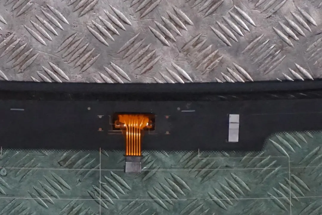 Trunk Lid Tailgate Window Glass AS2 Green UK to BMW 2 Series F22 F87 M2 Rear with Part number 7307737 BMW 2 Series F22 F87 M2 Rear Trunk Lid Tailgate Window Glass AS2 Green UK - SKU 7307737 - Part number 7307737