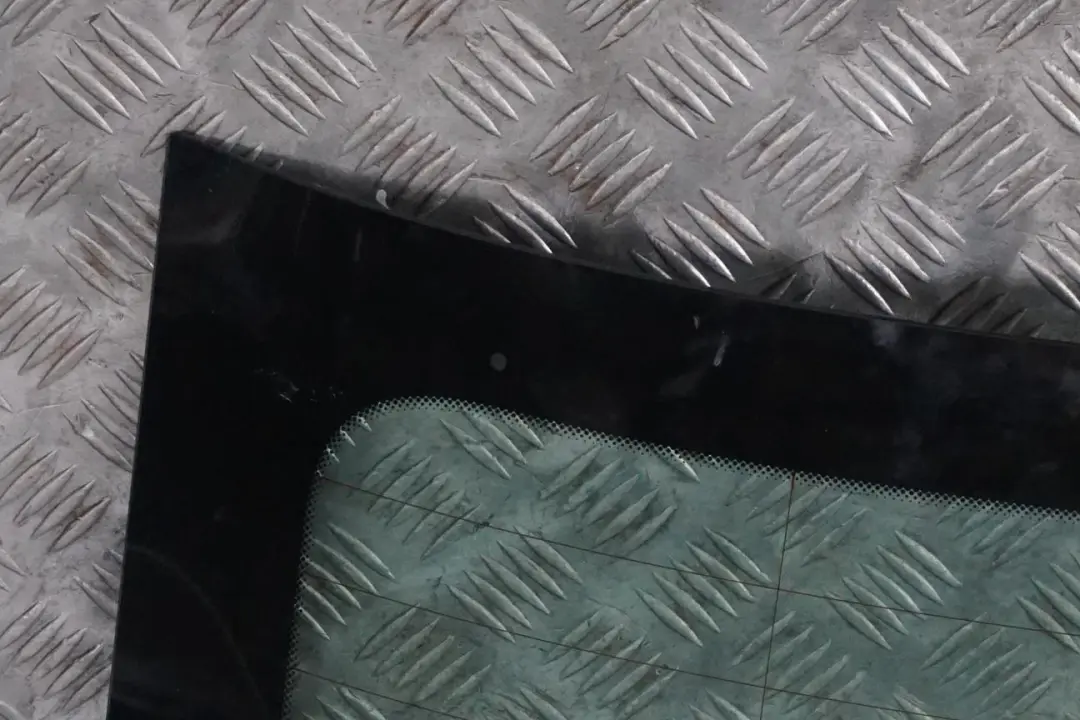 Trunk Lid Tailgate Window Glass AS2 Green UK to BMW 2 Series F22 F87 M2 Rear with Part number 7307737 BMW 2 Series F22 F87 M2 Rear Trunk Lid Tailgate Window Glass AS2 Green UK - SKU 7307737 - Part number 7307737