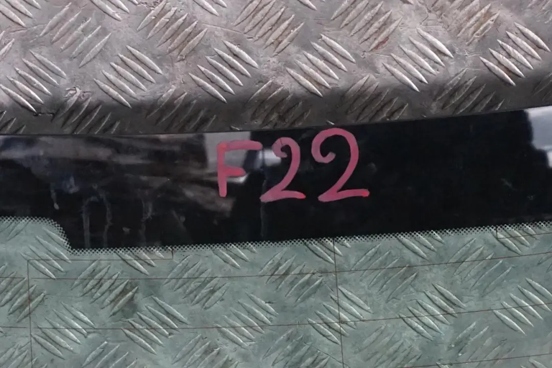 Trunk Lid Tailgate Window Glass AS2 Green UK to BMW 2 Series F22 F87 M2 Rear with Part number 7307737 BMW 2 Series F22 F87 M2 Rear Trunk Lid Tailgate Window Glass AS2 Green UK - SKU 7307737 - Part number 7307737