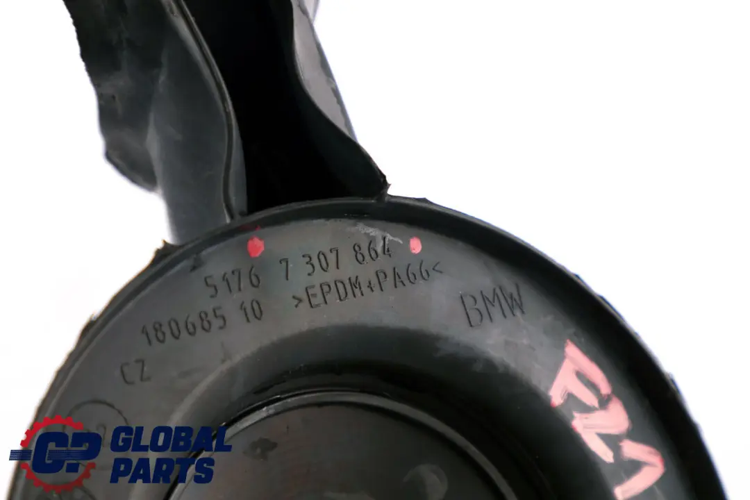 Uszczelka Pokrywy Silnika Maski Prawa do BMW F20 F21 o numerze 7307864 BMW F20 F21 Uszczelka Pokrywy Silnika Maski Prawa - SKU 7307864 - Numer Części 7307864