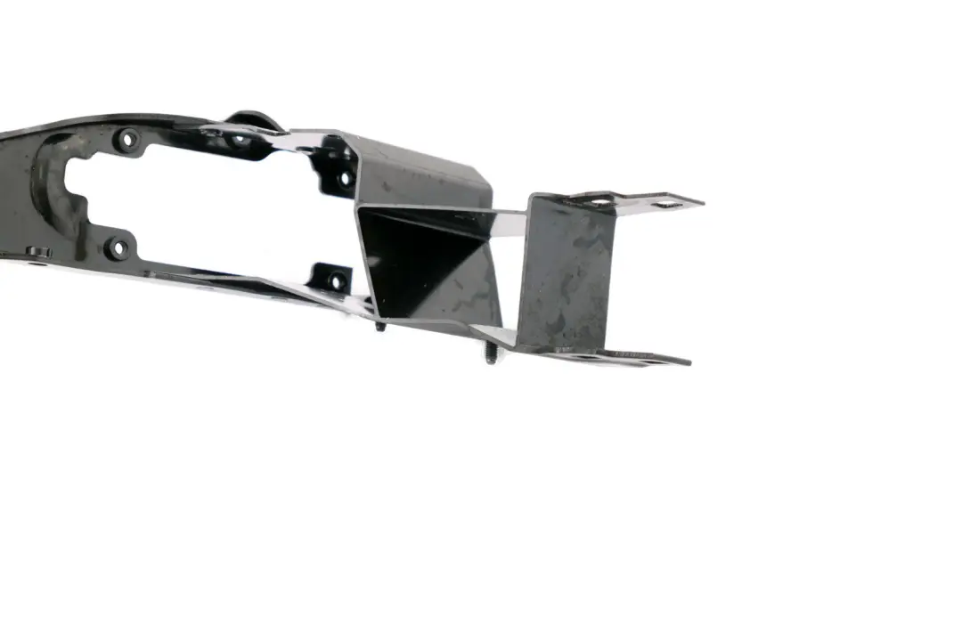 Soporte Panel Lateral Compartimento Motor Delantero Izquierdo para Mini F55 F56 F57 con número de pieza 7307873 Mini F55 F56 F57 Soporte Panel Lateral Compartimento Motor Delantero Izquierdo - SKU 7307873 - Número de pieza 7307873