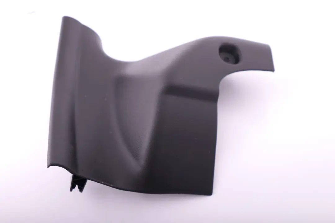 Tapa Tira Entrada Trasera Izquierda Negro para Mini Cooper F55 con número de pieza 7307879 Mini Cooper F55 Tapa Tira Entrada Trasera Izquierda Negro - SKU 7307879 - Número de pieza 7307879