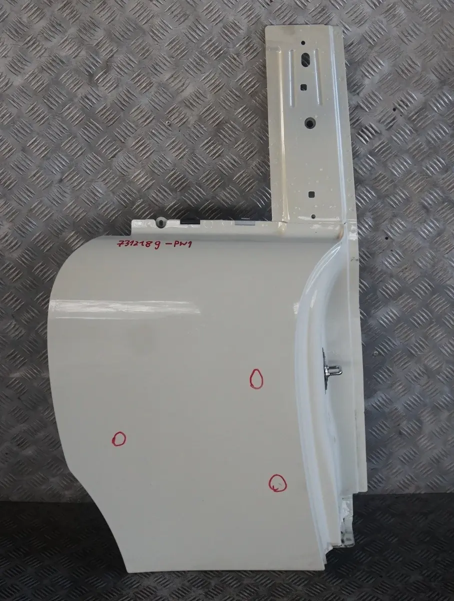 Clubdoor Porta Posteriore Destra Pepe Bianco per Mini Clubman R55 con numero di parte 7312189 Mini Clubman R55 Clubdoor Porta Posteriore Destra Pepe Bianco - SKU 7312189-PW1 - Numero di parte 7312189