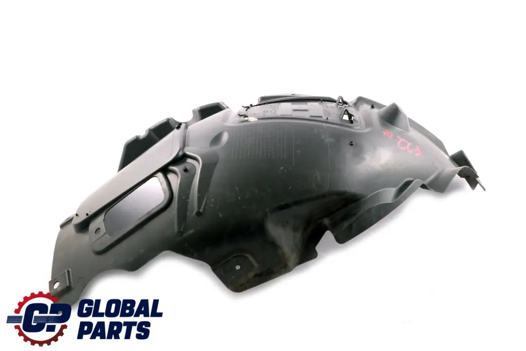 Tapa Paso de Rueda Sección Delantera Derecha para BMW F22 F23 con número de pieza 7312838 BMW F22 F23 Tapa Paso de Rueda Sección Delantera Derecha - SKU 7312838 - Número de pieza 7312838