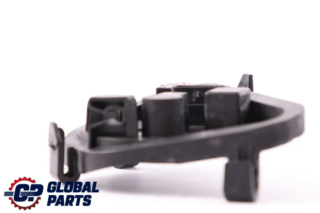 BMW F30 F80 M3 Supporto lampadina fanale posteriore pannello laterale sinistro - SKU 7313043 - Numero di parte 7313043