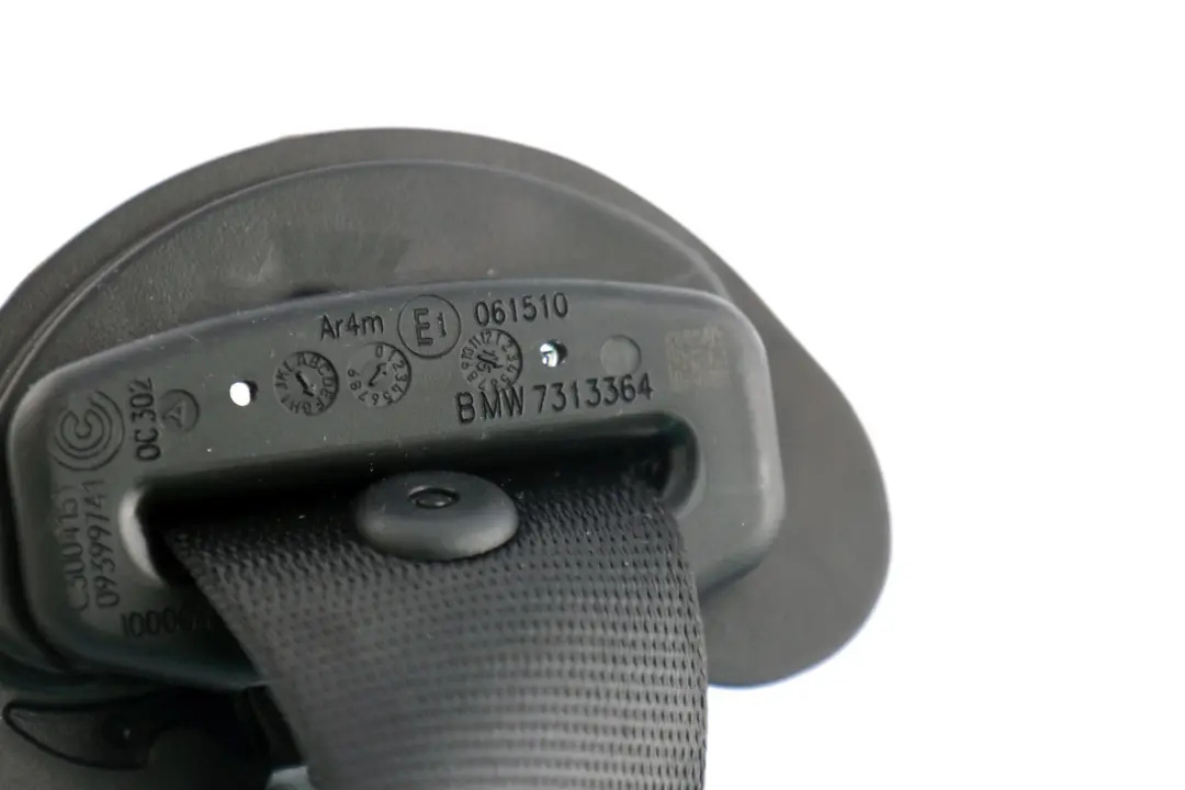 Cinturon Superior Trasero Derecho Negro Schwarz para Mini Cooper One F56 con número de pieza 7313364 Mini Cooper One F56 Cinturon Superior Trasero Derecho Negro Schwarz - SKU 7313364 - Número de pieza 7313364