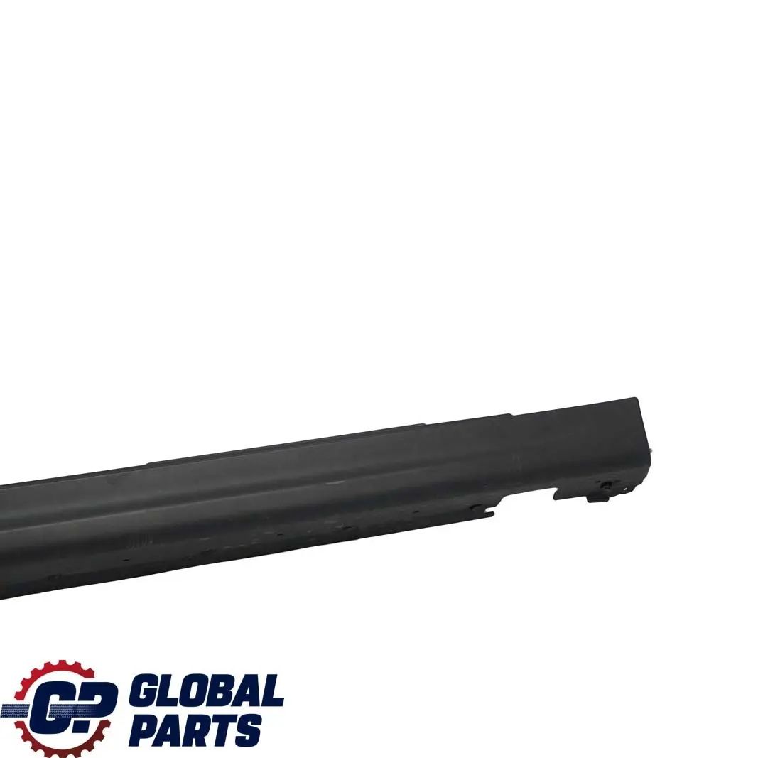 faldón derecho puerta lateral cubierta panel balancín imprimado para Mini Cooper F55 con número de pieza 7315524 Mini Cooper F55 faldón derecho puerta lateral cubierta panel balancín imprimado - SKU 7315524 - Número de pieza 7315524