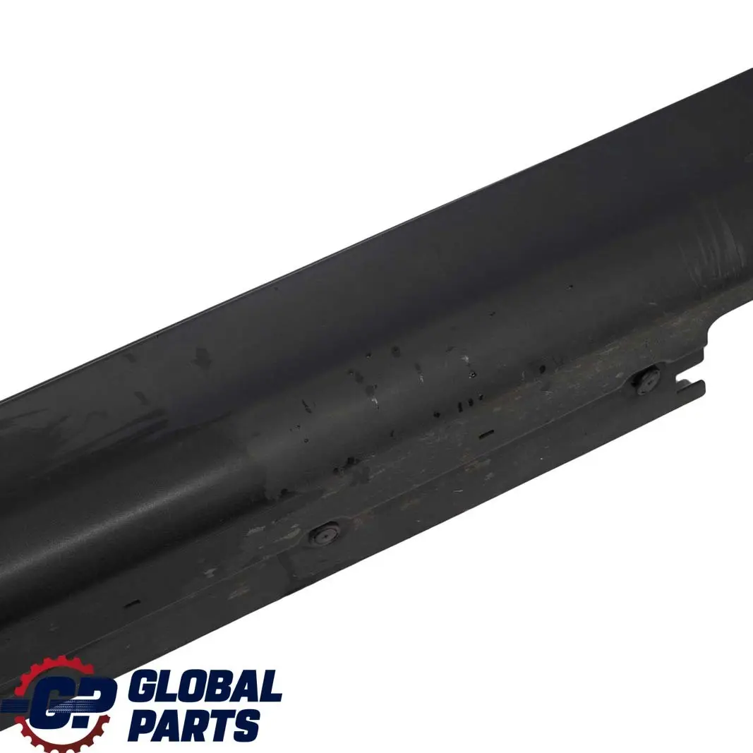 faldón derecho puerta lateral cubierta panel balancín imprimado para Mini Cooper F55 con número de pieza 7315524 Mini Cooper F55 faldón derecho puerta lateral cubierta panel balancín imprimado - SKU 7315524 - Número de pieza 7315524