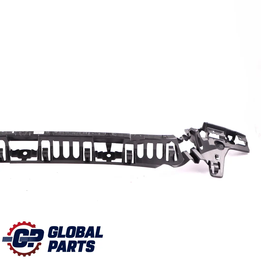 BMW F32 F33 M Sport Pare-chocs arrière Support fixation de guide central - SKU 7316350 - Numéro de pièce 7316350