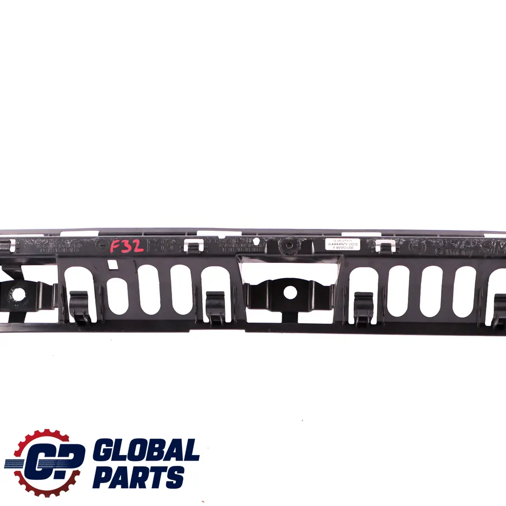 BMW F32 F33 M Sport Pare-chocs arrière Support fixation de guide central - SKU 7316350 - Numéro de pièce 7316350