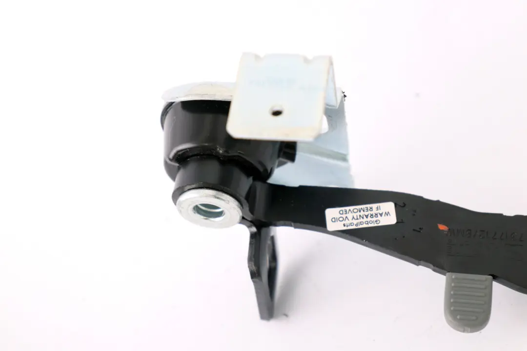 Mocowanie zawias uchwyt fotela do MINI F55 F56 o numerze 7317712 MINI F55 F56 Mocowanie zawias uchwyt fotela - SKU 7317712 - Numer Części 7317712