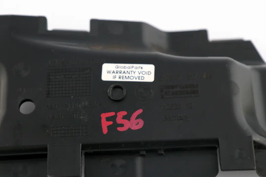 Trennwand Unterteil Abdeckung Rechts für Mini Cooper F55 F56 mit Teilenummer 7317738 Mini Cooper F55 F56 Trennwand Unterteil Abdeckung Rechts - SKU 7317738 - Teilenummer 7317738