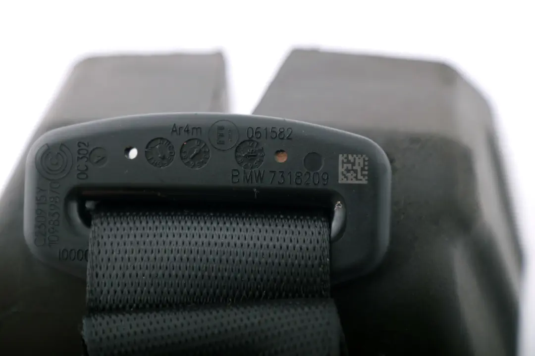 Mini Cooper F55 Seat Upper Belt Rear Left N/S Schwarz Black 7211 - SKU 7318209 - Part number 7318209