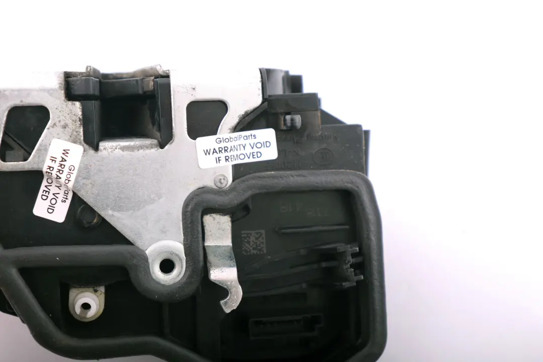 Zamek Drzwi Prawy Tył do BMW E60 E87 F10 F30 o numerze 7318418 BMW E60 E87 F10 F30 Zamek Drzwi Prawy Tył - SKU 7318418 - Numer Części 7318418