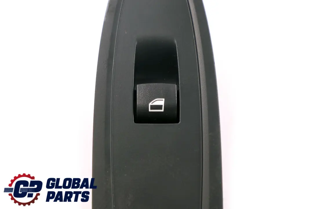 Apertura Interruttore Alzacristalli Passeggero per BMW F21 F22 F32 F83 LCI con numero di parte 7318451 BMW F21 F22 F32 F83 LCI Apertura Interruttore Alzacristalli Passeggero - SKU 7318451 - Numero di parte 7318451