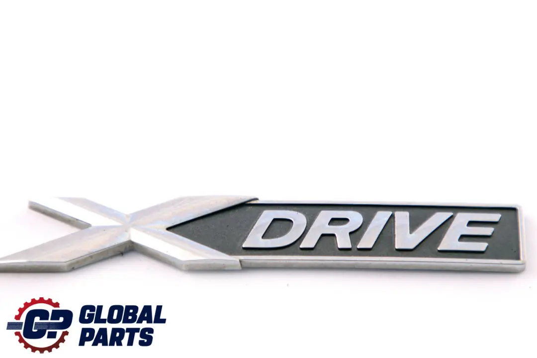 Lettering X Drive Emblema Logo Trim per BMW F10 F20 F21 F22 F30 F31 con numero di parte 7318576 BMW F10 F20 F21 F22 F30 F31 Lettering X Drive Emblema Logo Trim - SKU 7318576 - Numero di parte 7318576