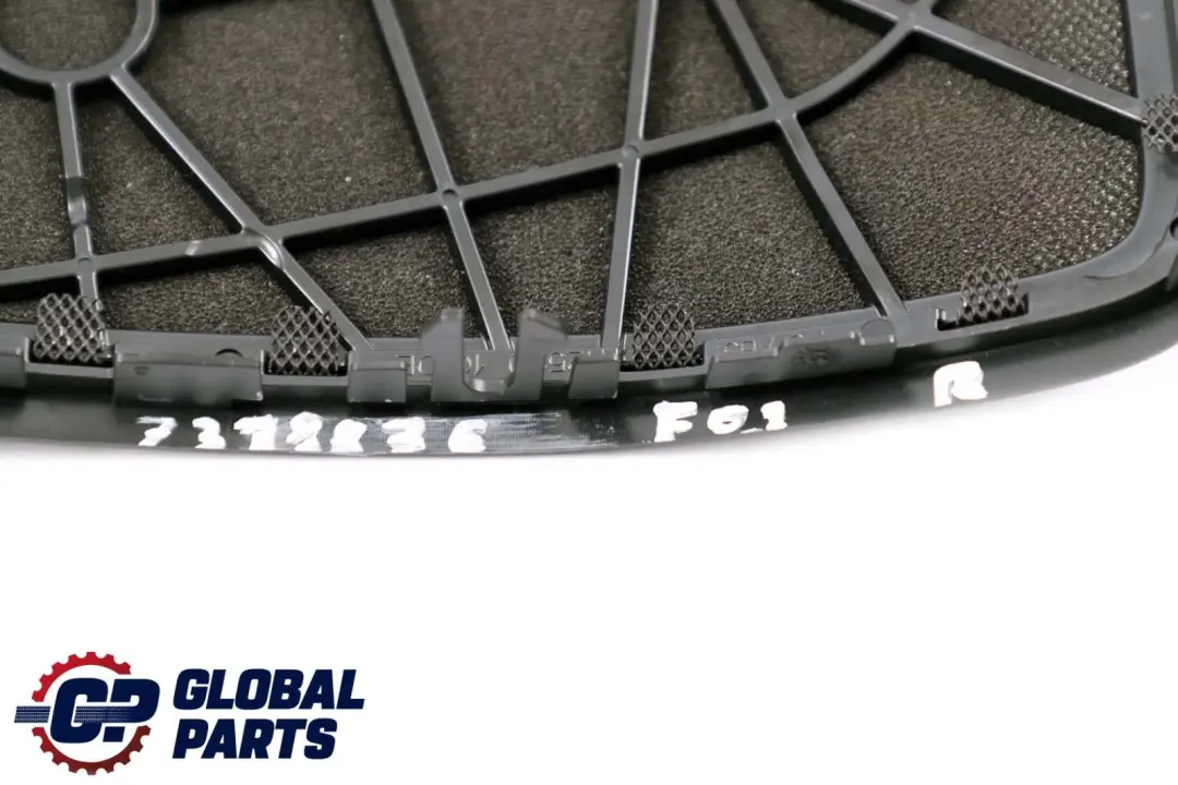 Front Right O/S Door Loudspeaker Speaker Cover to BMW 7 Series F01 F02 LCI with Part number 7318876 BMW 7 Series F01 F02 LCI Front Right O/S Door Loudspeaker Speaker Cover - SKU 7318876 - Part number 7318876