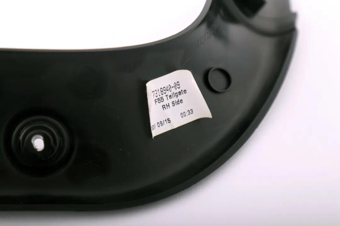 *Mini Cooper One F55 Verkleidung Abdeckung Heckklappe Hinten Rechts für mit Teilenummer 7318940 *Mini Cooper One F55 Verkleidung Abdeckung Heckklappe Hinten Rechts - SKU 7318940 - Teilenummer 7318940