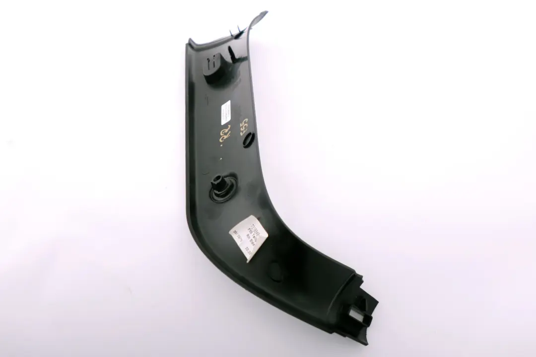 Boczna osłona pokrywy bagażnika prawy do Mini F55 o numerze 7318940 Mini F55 Boczna osłona pokrywy bagażnika prawy - SKU 7318940 - Numer Części 7318940