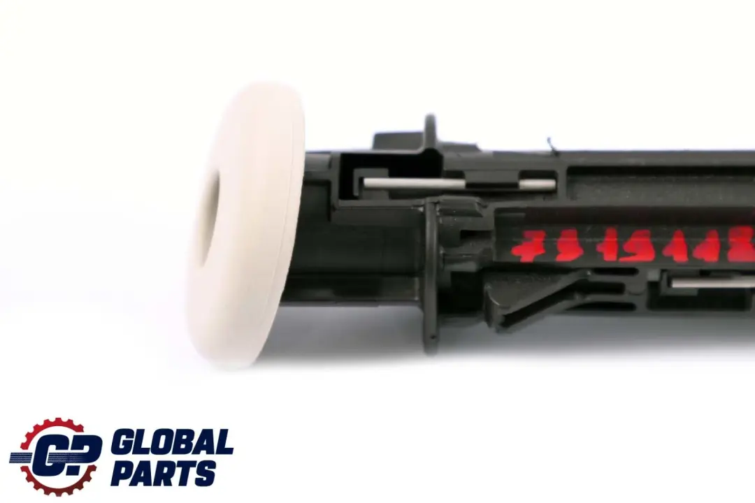 BMW 7 Series F01 F02 F03 LCI Guide Seat Front Head Restraint Electric - SKU 7319118 - Part number 9317470