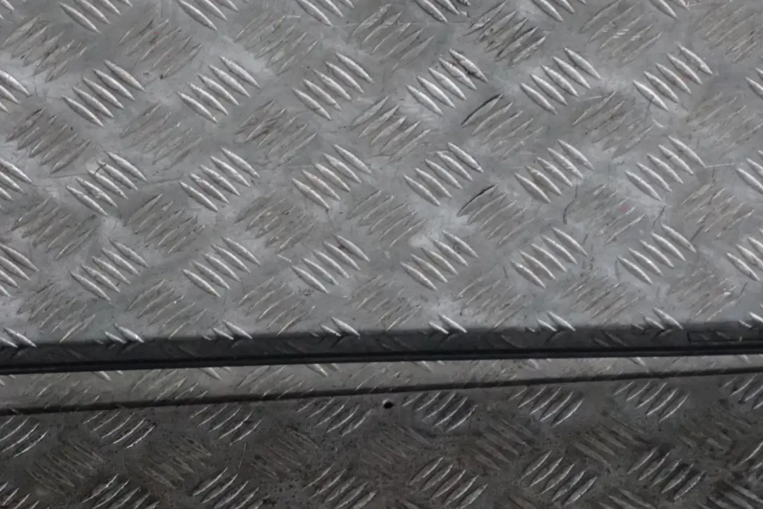 Rechts Dachleiste Dachrinnenschiene Zierleiste Black Sapphire - 475 für BMW 5 F10 mit Teilenummer 7274740 BMW 5 F10 Rechts Dachleiste Dachrinnenschiene Zierleiste Black Sapphire - 475 - SKU 7274740-BS - Teilenummer 7274740