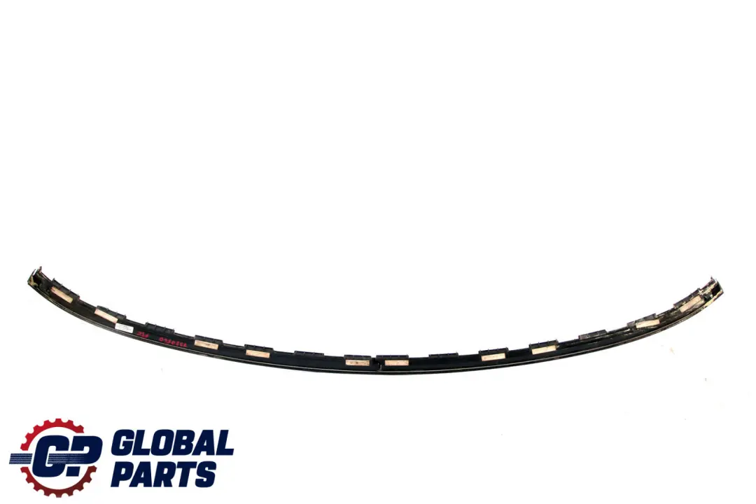 Baguette d'habillage couvercle de coffre hayon chromé pour Mini Cooper F56 à propos du numéro de pièce 7320540 Mini Cooper F56 Baguette d'habillage couvercle de coffre hayon chromé - SKU 7320540 - Numéro de pièce 7320540