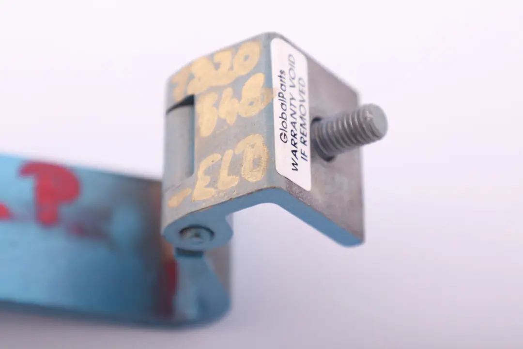 Boot Trunk Lid Hinge Rear Right O/S Electric Blue 7302540 to Mini F55 with Part number 7320548 Mini F55 Boot Trunk Lid Hinge Rear Right O/S Electric Blue 7302540 - SKU 7320548-ELB - Part number 7320548