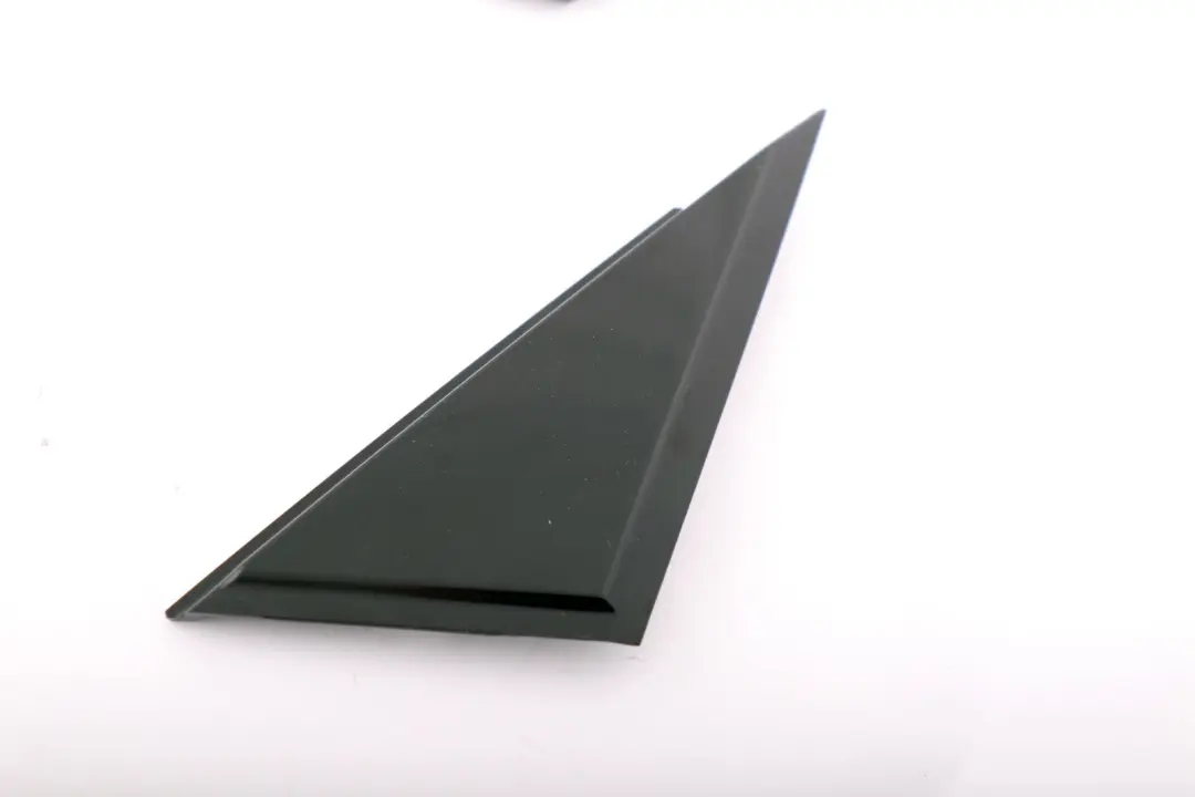 Pannello Angolare Porte Davanti SX Nero Lucido Nero 5147 per Mini F55 con numero di parte 7322509 Mini F55 Pannello Angolare Porte Davanti SX Nero Lucido Nero 5147 - SKU 7322509 - Numero di parte 7322509