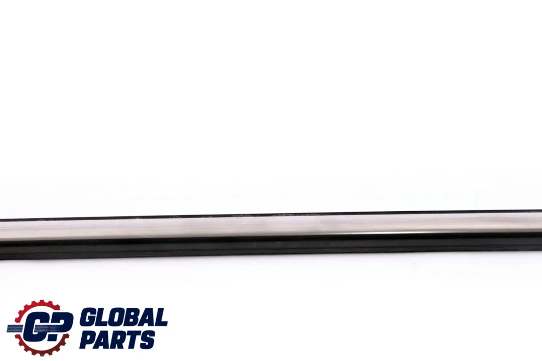 Delantero Izquierdo Puerta Ventana Sello Ribete Canal Cromo para Mini Cooper F55 con número de pieza 7322513 Mini Cooper F55 Delantero Izquierdo Puerta Ventana Sello Ribete Canal Cromo - SKU 7322513 - Número de pieza 7322513
