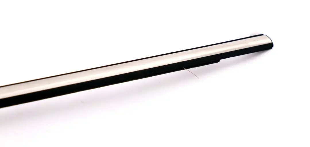 Exterior Strip Trim Cover Puerta Delantera Derecha Cromo para Mini Cooper One F55 con número de pieza 7322514 Mini Cooper One F55 Exterior Strip Trim Cover Puerta Delantera Derecha Cromo - SKU 7322514 - Número de pieza 7322514