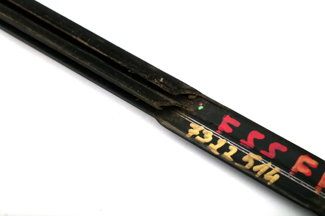 Esterno Modanatura Porta Anteriore Destra Cromo per Mini Cooper One F55 con numero di parte 7322514 Mini Cooper One F55 Esterno Modanatura Porta Anteriore Destra Cromo - SKU 7322514 - Numero di parte 7322514