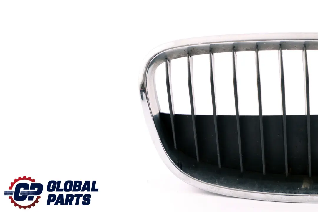 Frente Cubierta Trim Derecho Marco Cromo Rejilla para BMW F20 F21 con número de pieza 7324390 BMW F20 F21 Frente Cubierta Trim Derecho Marco Cromo Rejilla - SKU 7324390 - Número de pieza 7324390