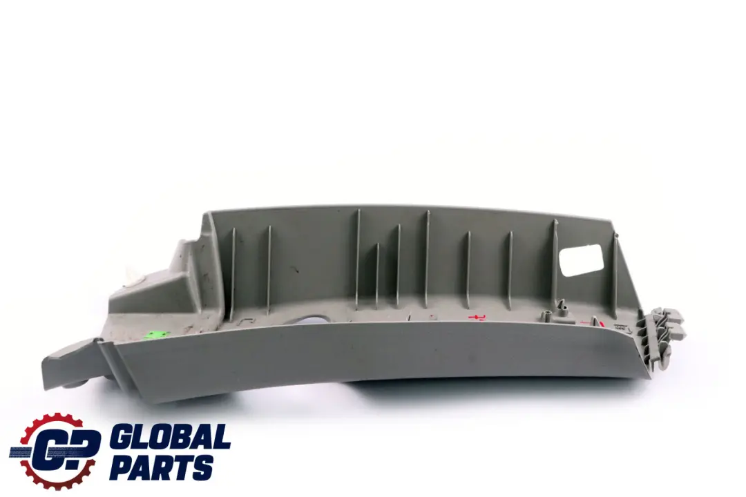 Coperchio Colonna B Pilastro di rivestimento superiore Grigio per BMW F22 LCI con numero di parte 7326258 BMW F22 LCI Coperchio Colonna B Pilastro di rivestimento superiore Grigio - SKU 7326258 - Numero di parte 7326258