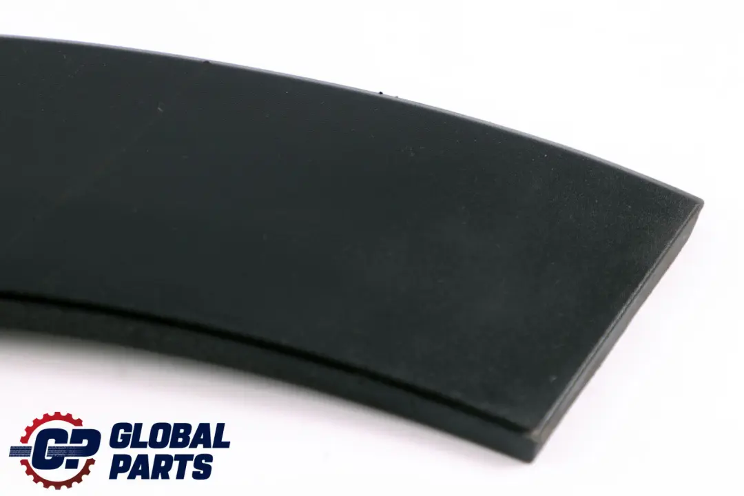 Tapa Panel Paso De Rueda Trasero Derecho Negro para Mini Cooper One F55 con número de pieza 7329032 Mini Cooper One F55 Tapa Panel Paso De Rueda Trasero Derecho Negro - SKU 7329032 - Número de pieza 7329032