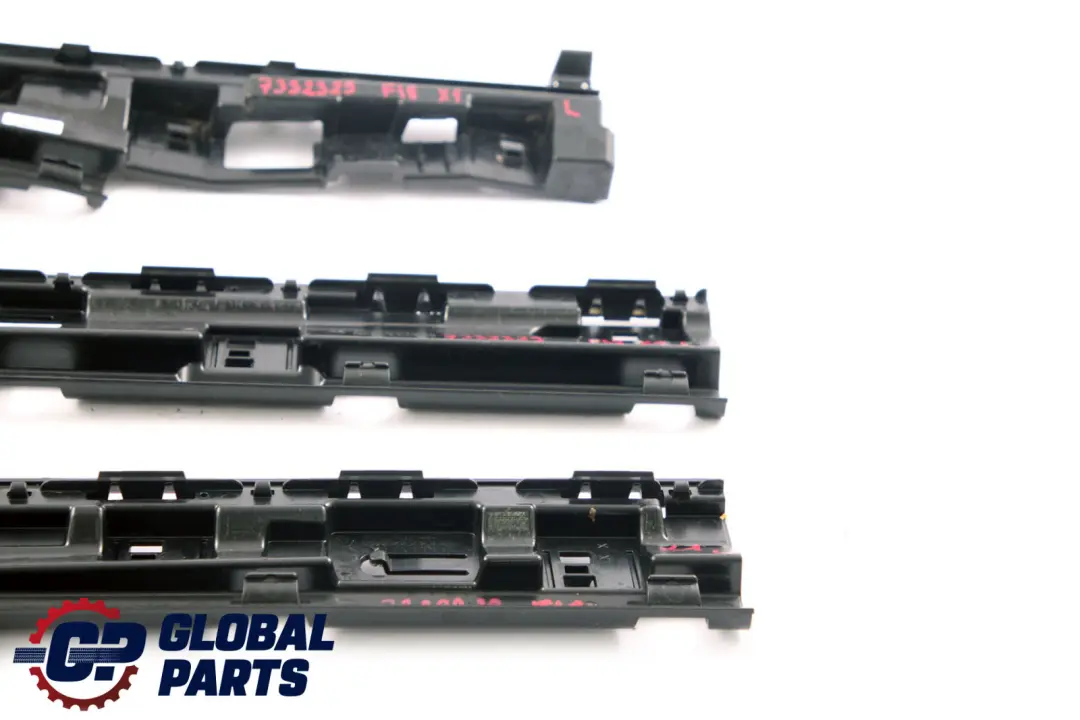 Linke Seite Schwellerabdeckung Halterset für BMW X1 F48 mit Teilenummer 7332329 BMW X1 F48 Linke Seite Schwellerabdeckung Halterset - SKU 7332329 - Teilenummer 7332329