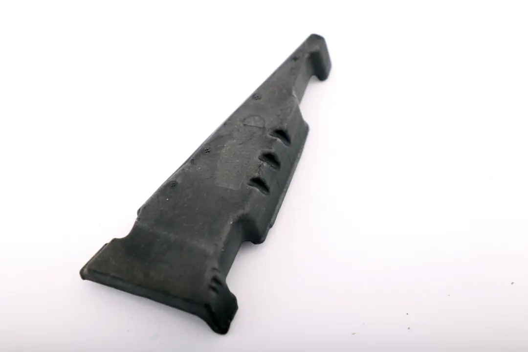 Guarnizione Interna Destra Triangolo Angolo Copertura Trim per Mini F55 con numero di parte 7337034 Mini F55 Guarnizione Interna Destra Triangolo Angolo Copertura Trim - SKU 7337034 - Numero di parte 7337034