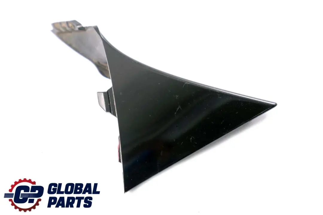 Abdeckung links N/S Kofferraumdeckel Montageteil Schwarz für Mini Cooper F56 mit Teilenummer 7338557 Mini Cooper F56 Abdeckung links N/S Kofferraumdeckel Montageteil Schwarz - SKU 7338557 - Teilenummer 7338557