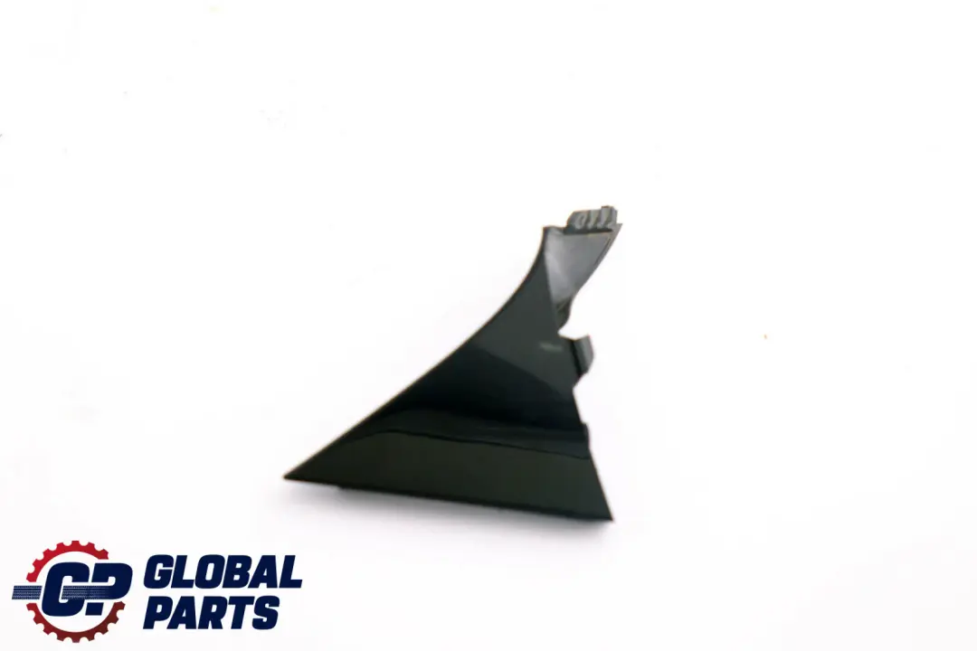 Osłona Zaślepka Spoilera Klapy Prawa Czarna do Mini Cooper F56 o numerze 7338558 Mini Cooper F56 Osłona Zaślepka Spoilera Klapy Prawa Czarna - SKU 7338558 - Numer Części 7338558