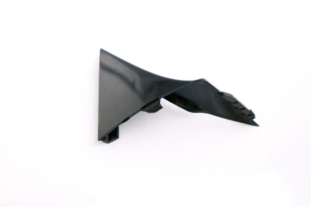 Cubierta Tapa Maletero Derecho Pieza Montaje Negro para Mini Cooper F56 con número de pieza 7338558 Mini Cooper F56 Cubierta Tapa Maletero Derecho Pieza Montaje Negro - SKU 7338558 - Número de pieza 7338558