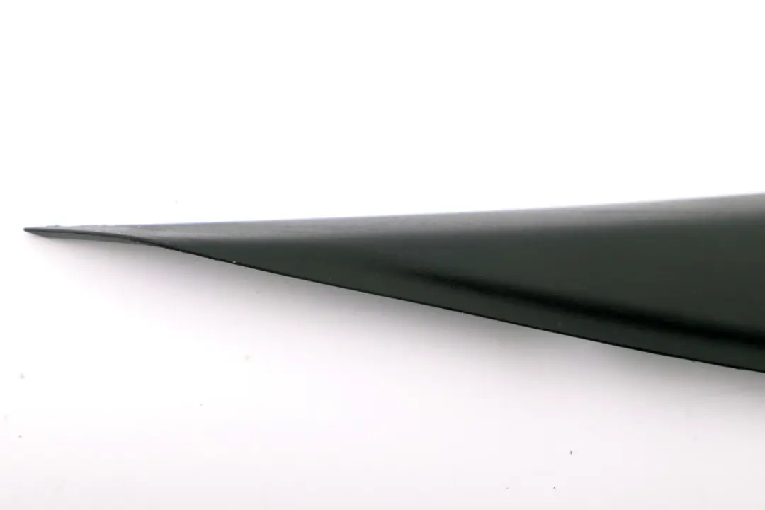 Esquina Trasera Izquierda Tapa Puerta Negro para Mini F55 con número de pieza 7338843 Mini F55 Esquina Trasera Izquierda Tapa Puerta Negro - SKU 7338843 - Número de pieza 7338843