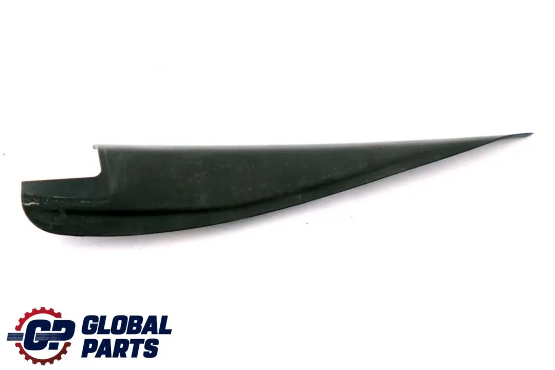 Esquina trasera derecha Cubierta de la puerta Negro para Mini F55 con número de pieza 7338844 Mini F55 Esquina trasera derecha Cubierta de la puerta Negro - SKU 7338844 - Número de pieza 7338844