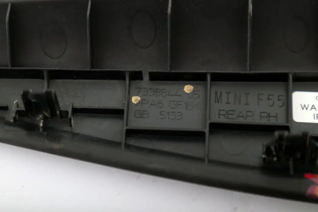 Right Corner Trim Door Cover Black pour Mini F55 Rear à propos du numéro de pièce 7338844 Mini F55 Rear Right Corner Trim Door Cover Black - SKU 7338844 - Numéro de pièce 7338844